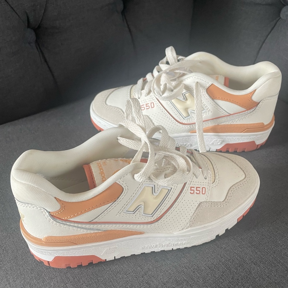 New Balance 550 ‘Au Lait’ Womens size 5